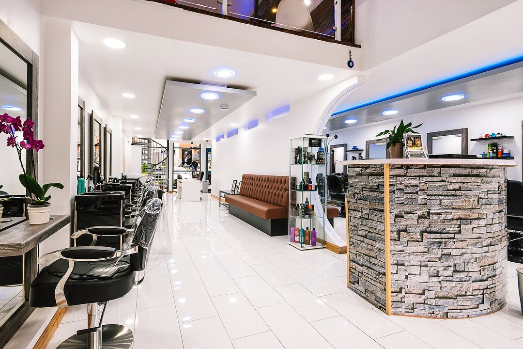 Legend Quays Unisex Hair & Beauty Salon, Salford Quays, Salford