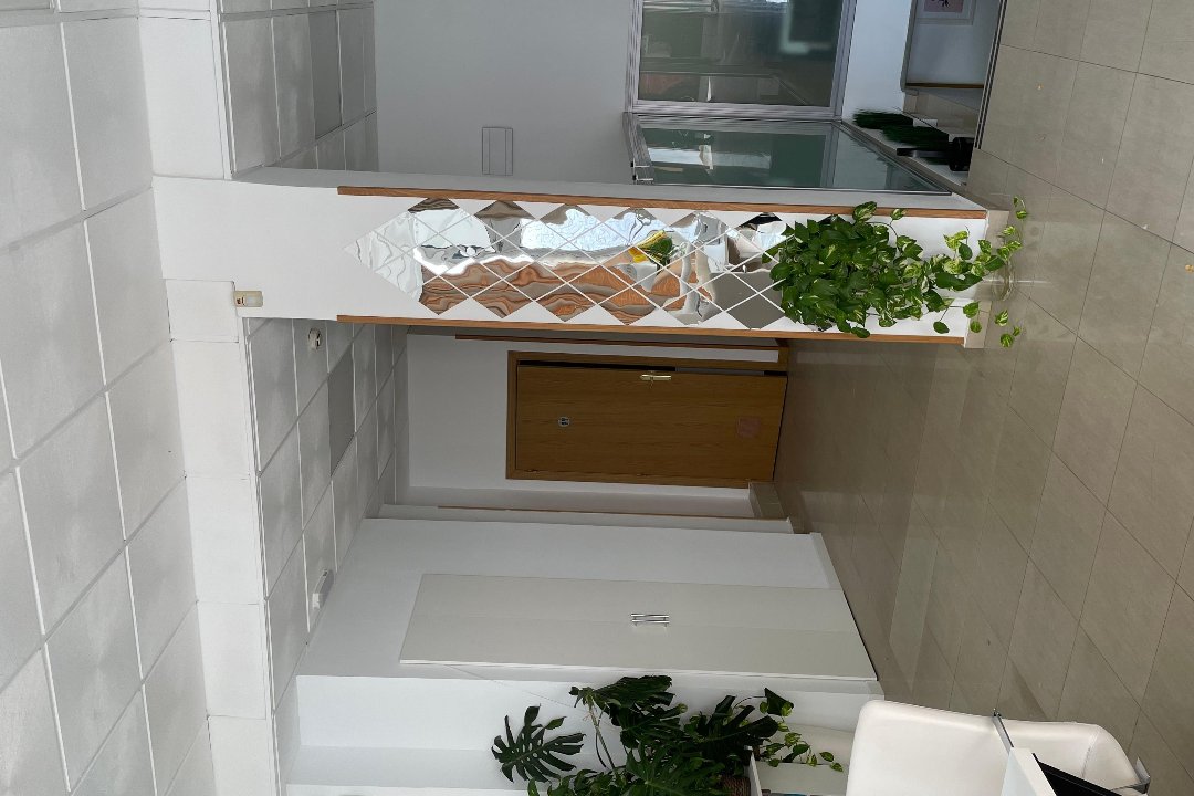 Alina Micro Madrid, Intercambiador Avenida de América, Madrid