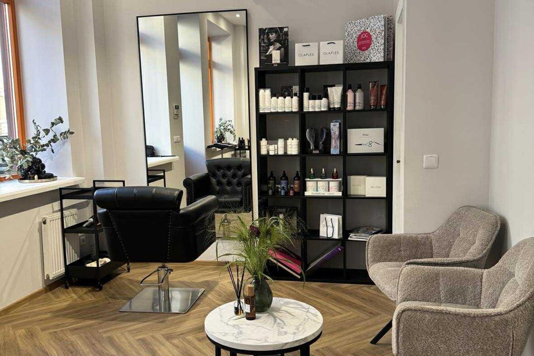 Hair_by_Akvile, Senamiestis, Kaunas