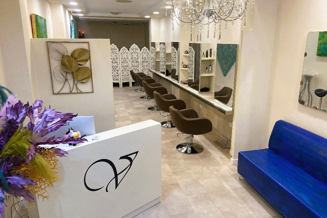 Venegas Peluqueros, Triana Este, Sevilla