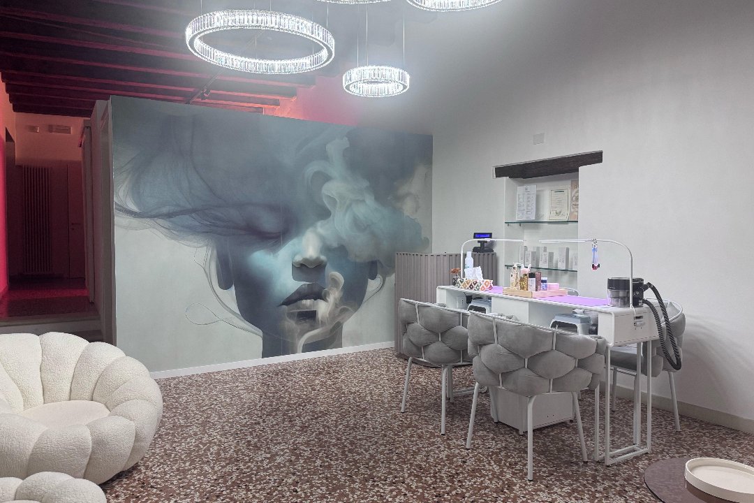 Luxury Margarita Esthétique, Bassano del Grappa, Vicenza Provincia