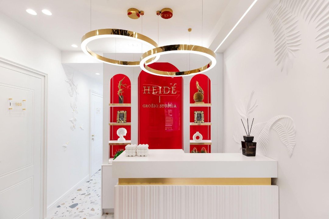 Alina manikiūro, pedikiūro meistrė - Heidė grožio studija, Vilnius