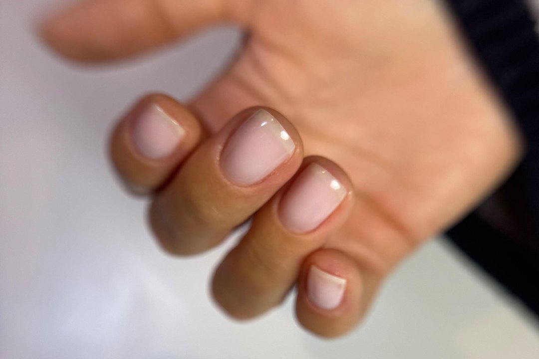 SM Nails studio MANUCURE RUSSE, Rue de Maubeuge, Paris