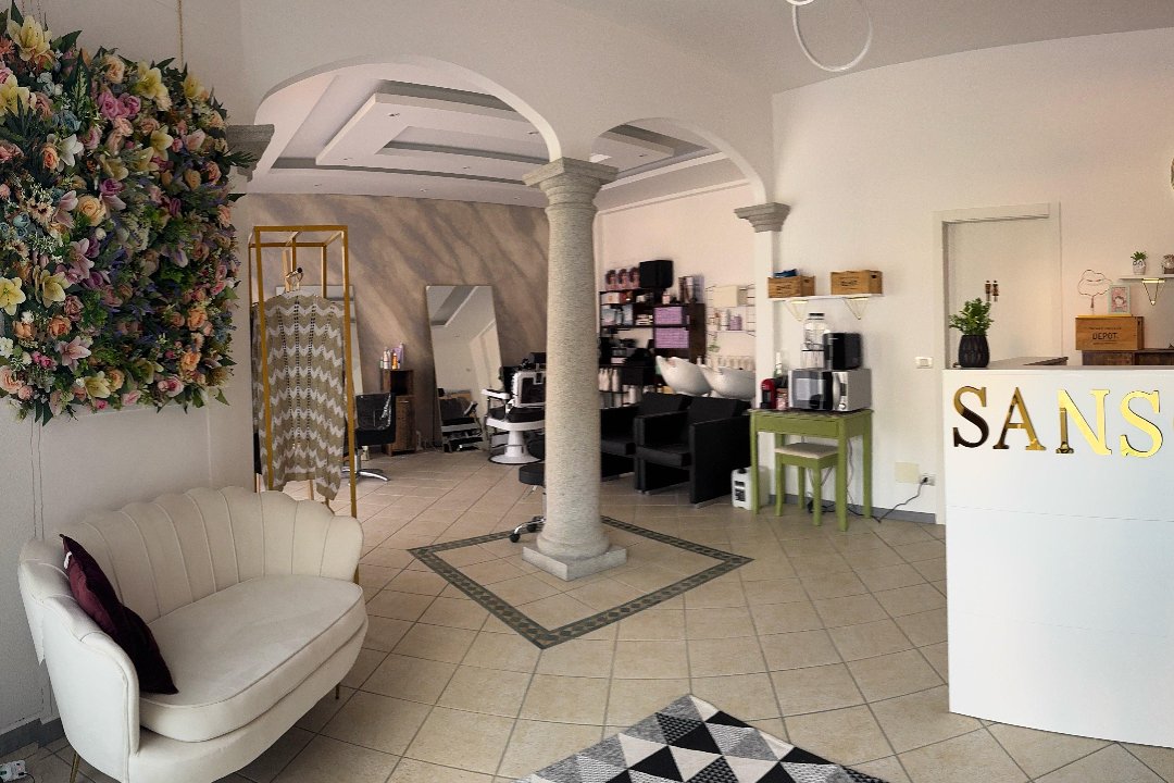 Sansone Parrucchieri, Ganna, Lombardia