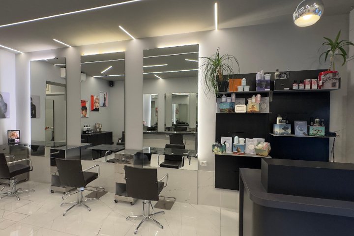 Noval Salon - Coiffure Venezia - Photo de galerie - OneBooking