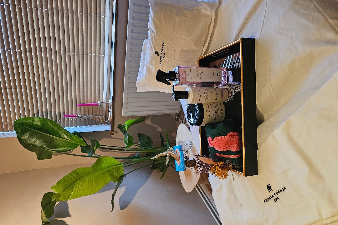 Brazilian Lymphatic Drainage - Renata França Method by Nathalie Reis, Nuneaton, Warwickshire