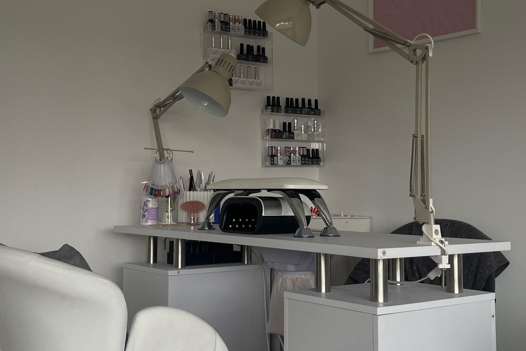 Ana’s Nails, North Finchley, London