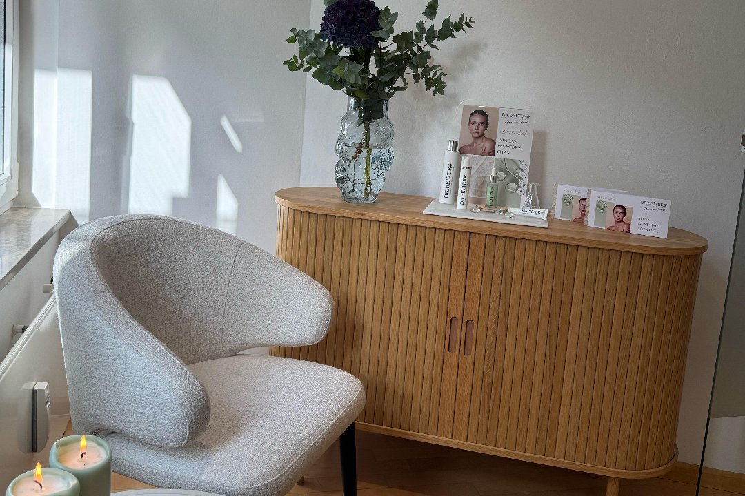 The Beauty Experience - Professionelle Fußpflege & Kosmetik, Goetheplatz, München