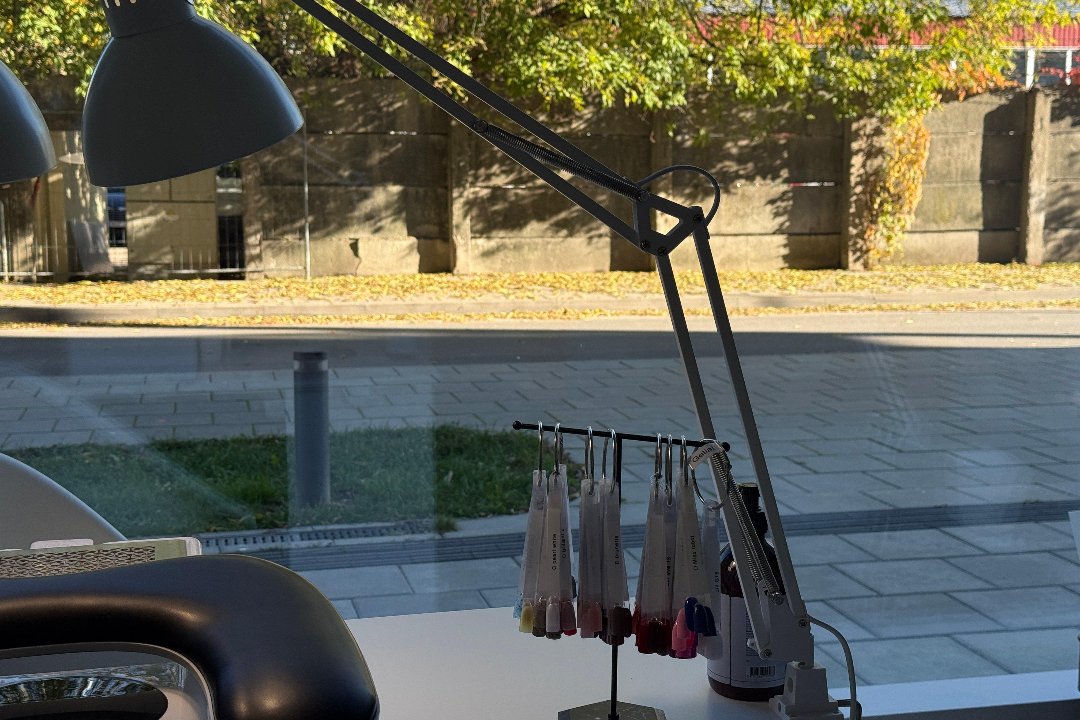 Marivo nails (Maison Bahati salonas), PC Europa, Vilnius