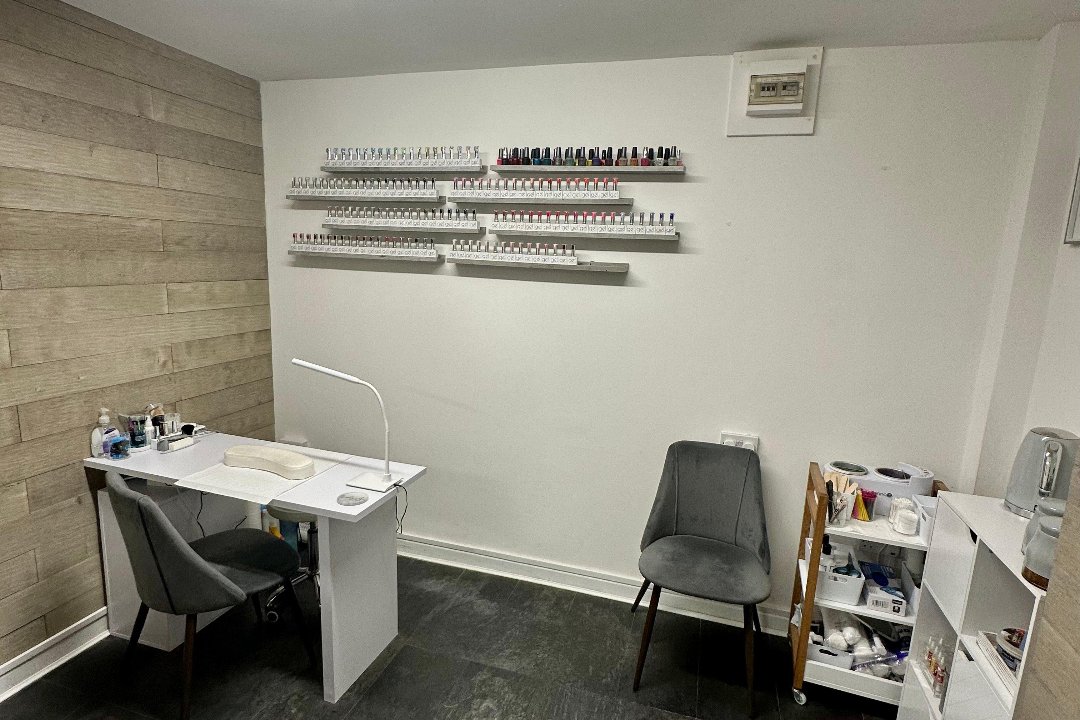 Beauty Vibe Studio, Woolston, Cheshire