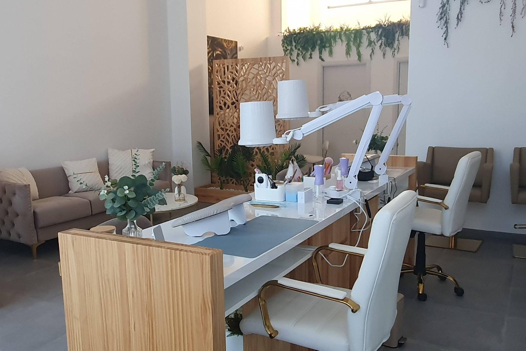 Top Art & Beauty Alicante, Juan Pablo II, Alicante