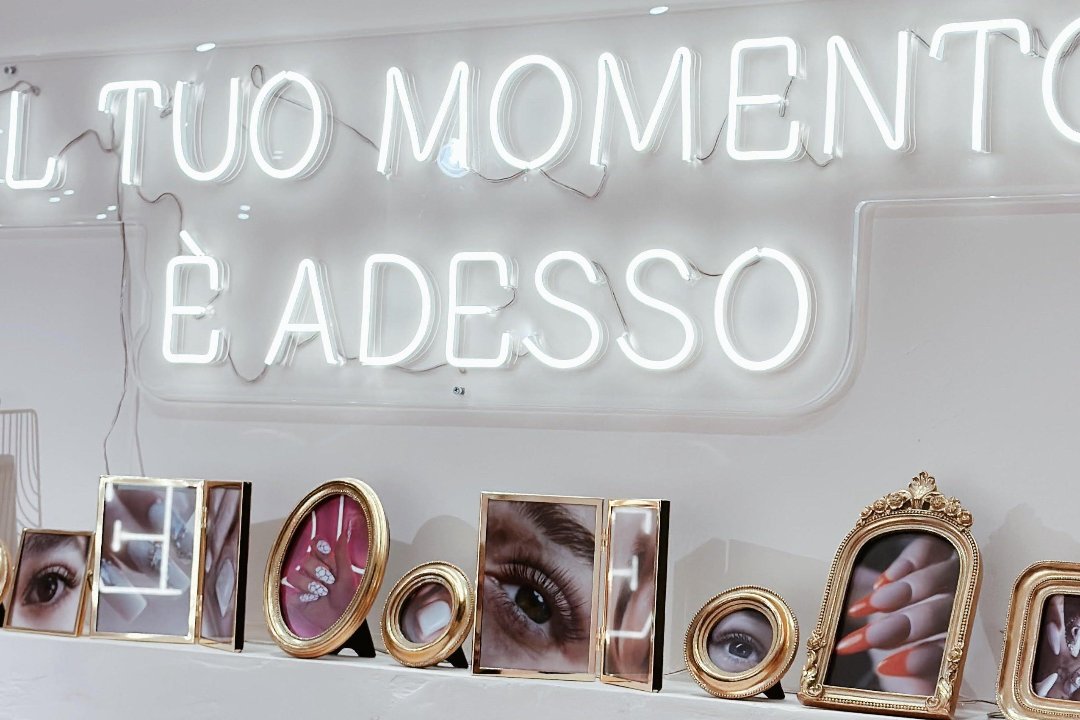 Beauty Boutique all’Ustinia, Viale Montenero, Milano