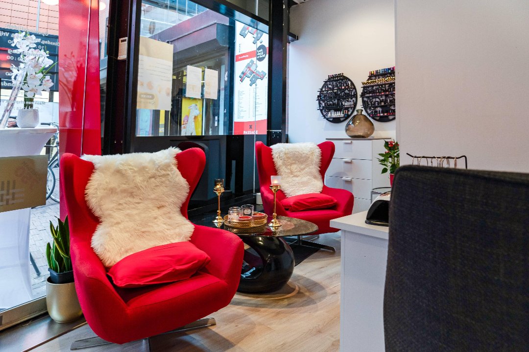 Eres Bella, Broersveld, Zuid-Holland