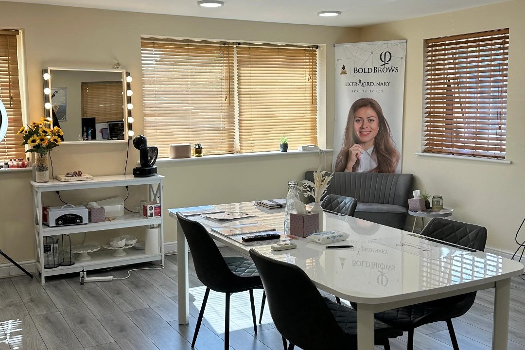 Extraordinary Beauty Skills, Northwood Hills, London