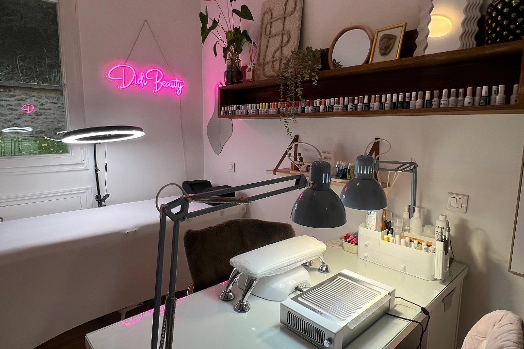 Didi Beauty, Suresnes, Hauts-de-Seine
