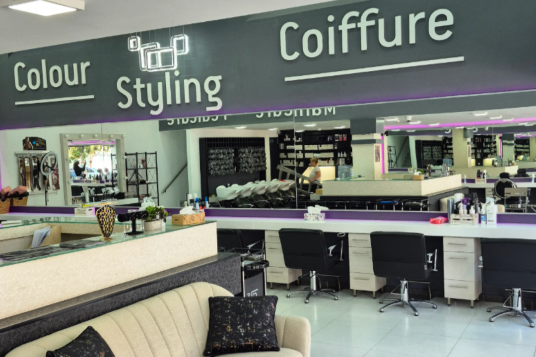 Sara's Beauty Salon, Marousi, Αττική