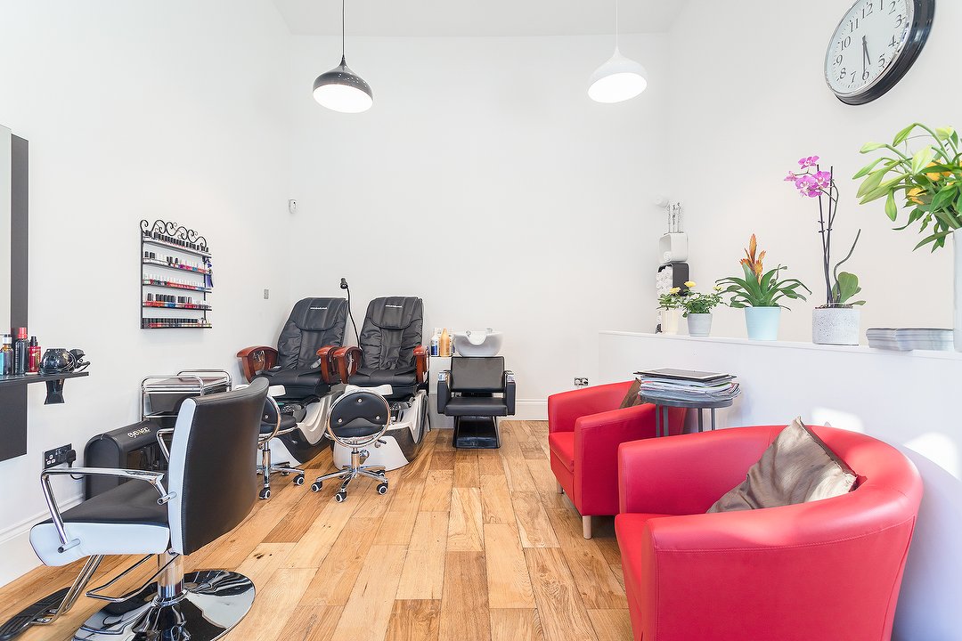 Nubi's Nails, Hair & Beauty, Acton, London