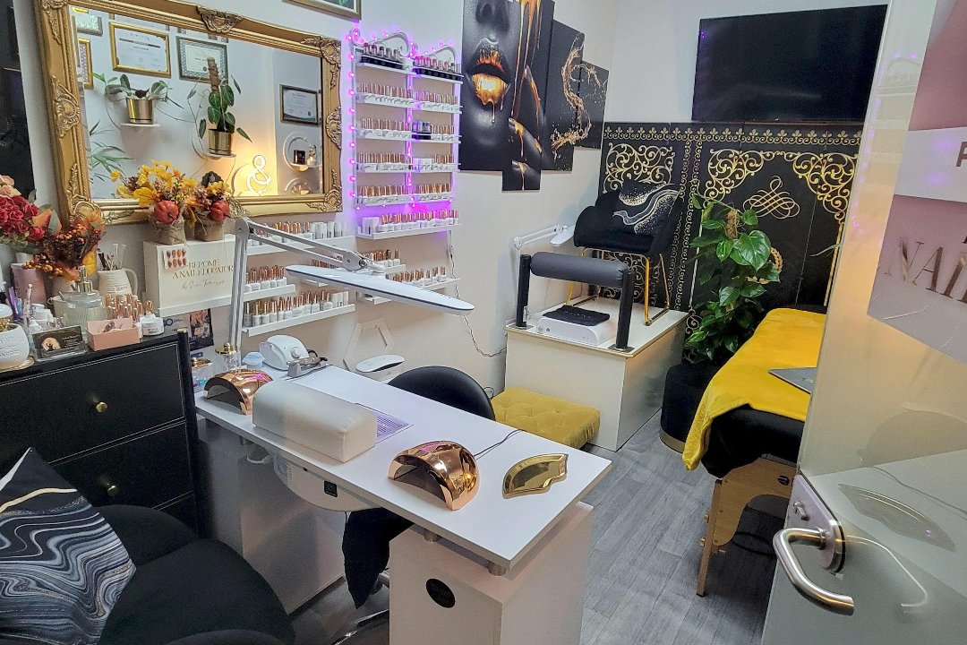 Brillante Beauty&Pat, North Finchley, London