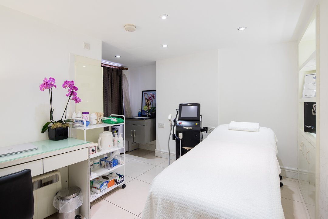 iLuvo Laser Hair Removal Treatment Room Beauty in Pimlico