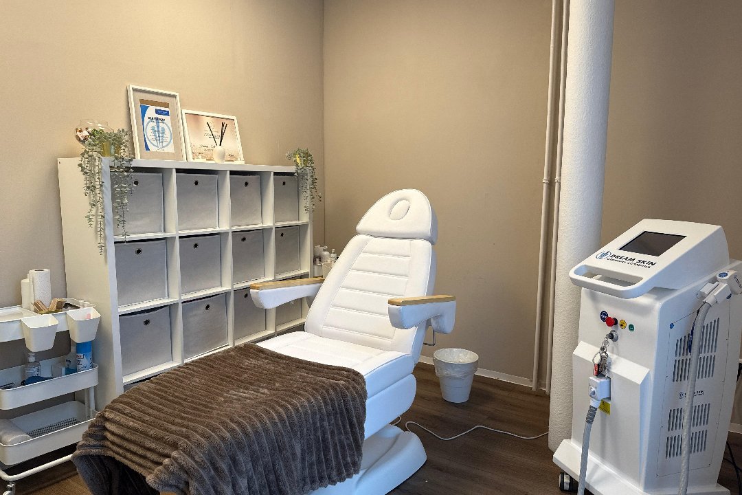 Gamze Öztürk Beauty Salon, Priesterweg, Berlin