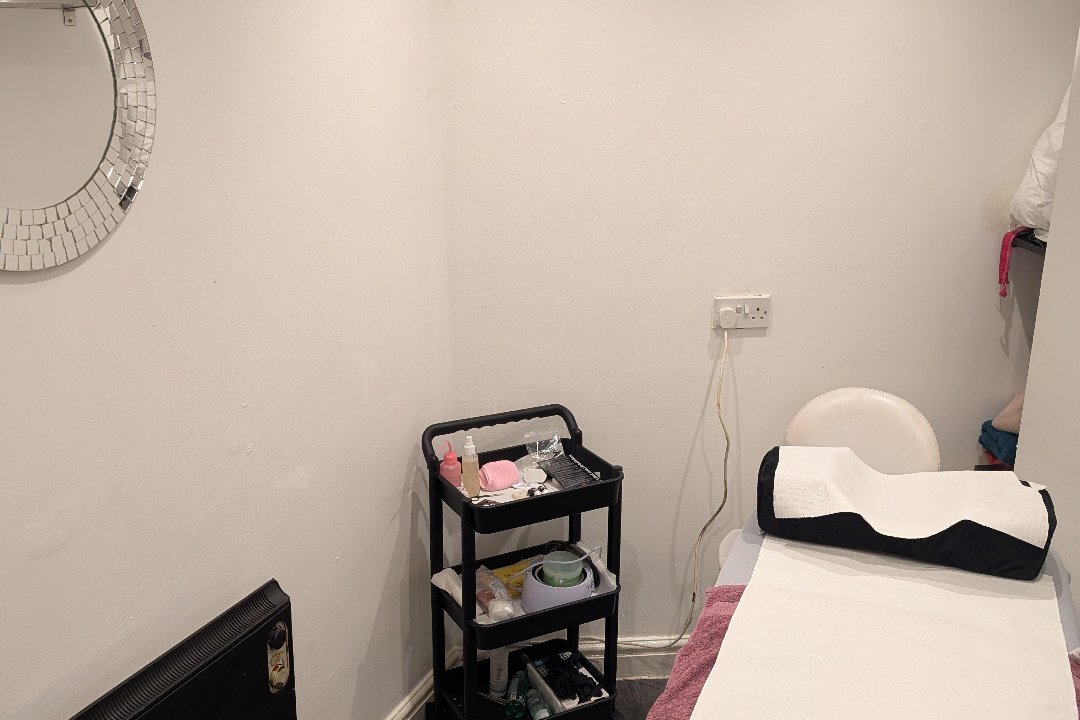 Fox's Flawless Beauty, Sutton Coldfield, Birmingham