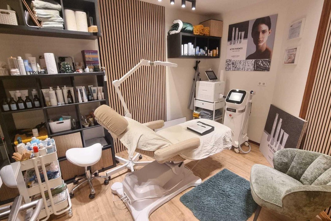 Laser Hair Removal Zone (Amstelveen), Onderuit, Noord-Holland