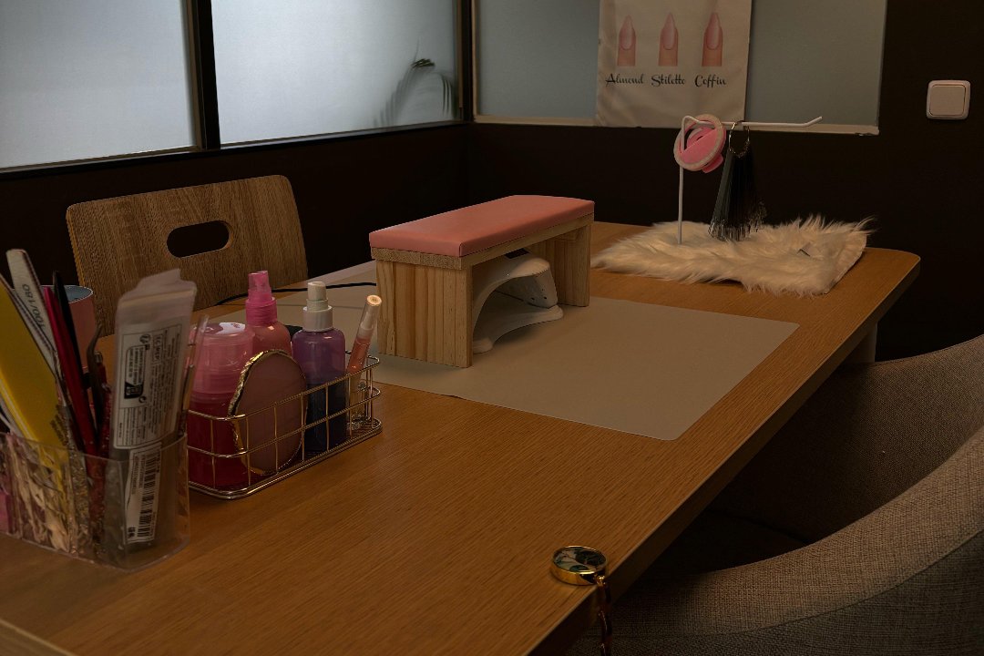 Last Kings y Estética Italiana, Valldoreix, Provincia de Barcelona