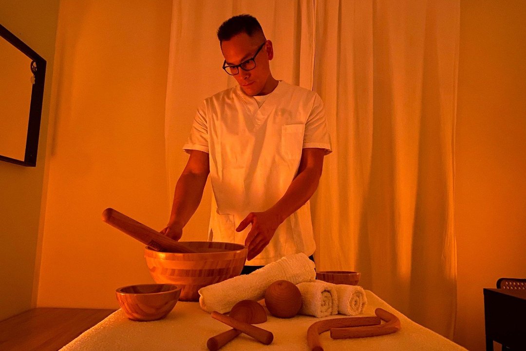 Gianmarco Massaggiatore del Benessere, Centro Commerciale Nuovo Borgo, Piemonte