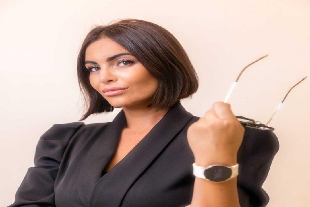 Iconica - PMU & Brow Bar di Francesca Zuccari, Monte Sacro Basso, Roma