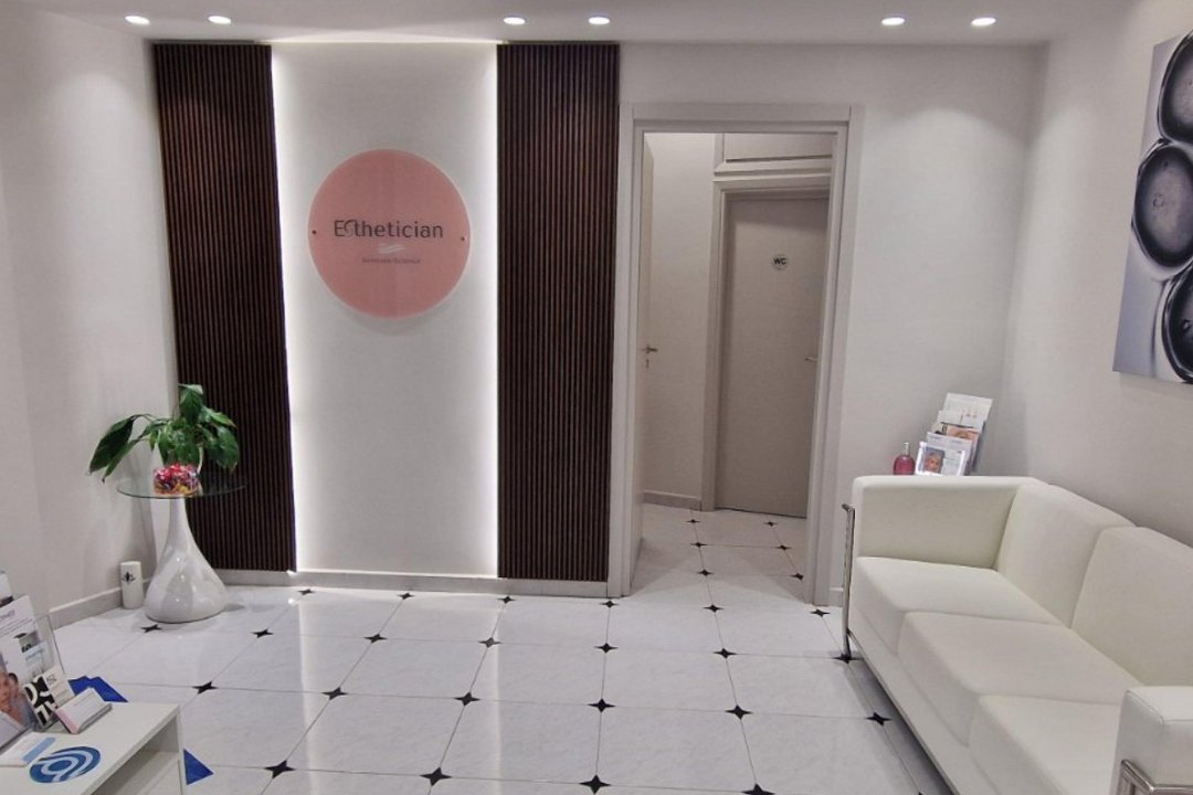 Esthetician, Glyfada, Αττική