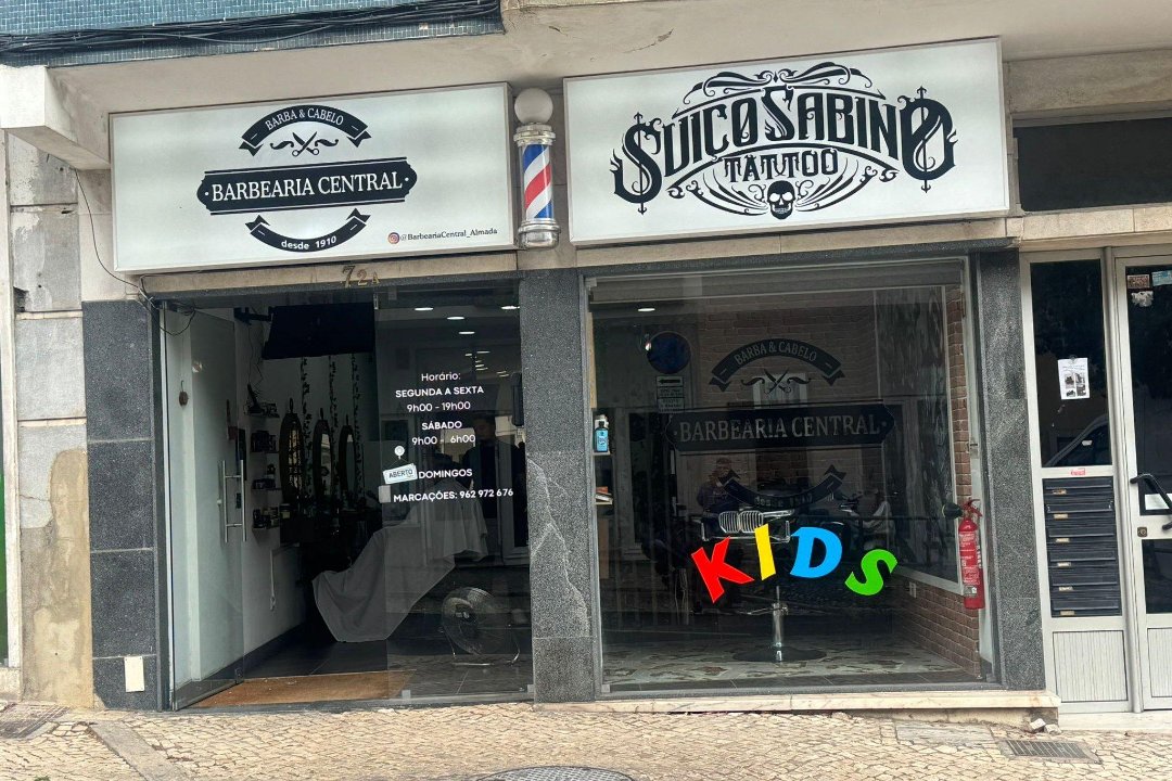 Barbearia Central Almada, Almada