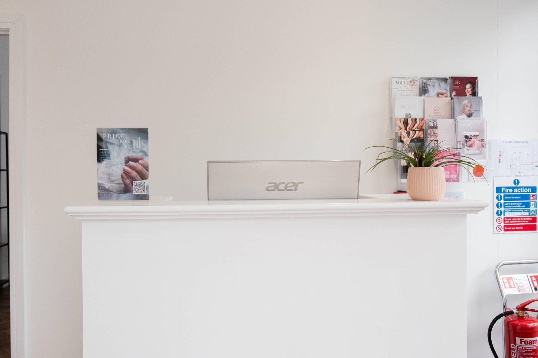 Furious Filer @ Gosh Gosh PMU, Wandsworth Bridge, London