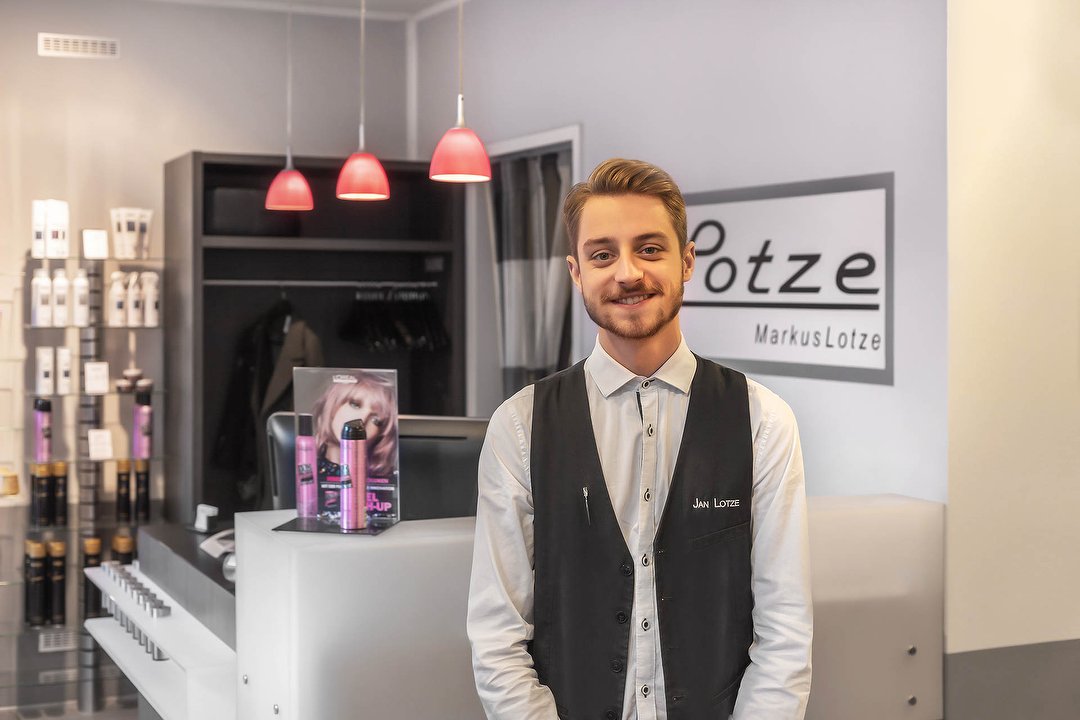 Friseur Lotze 1 Duisburg Grossenbaum Friseur In Duisburg Treatwell