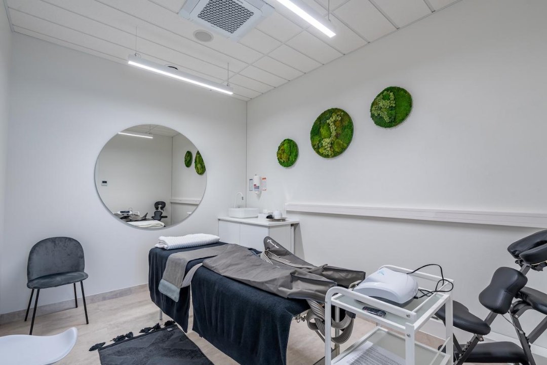 O2 Klinika, Vilijampole, Kaunas