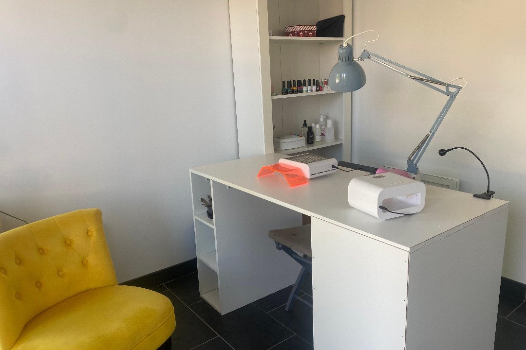 Karen nails, Aubière, Auvergne