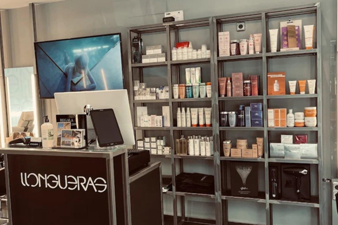 Salón Llongueras San Francisco de Sales - Peluquería y Estética, Plaza Ramón y Cajal, Madrid