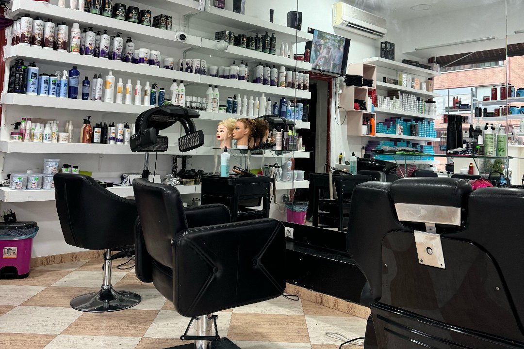 Las Yorchis Peluquería & Estética, Cruce de Villaverde, Madrid