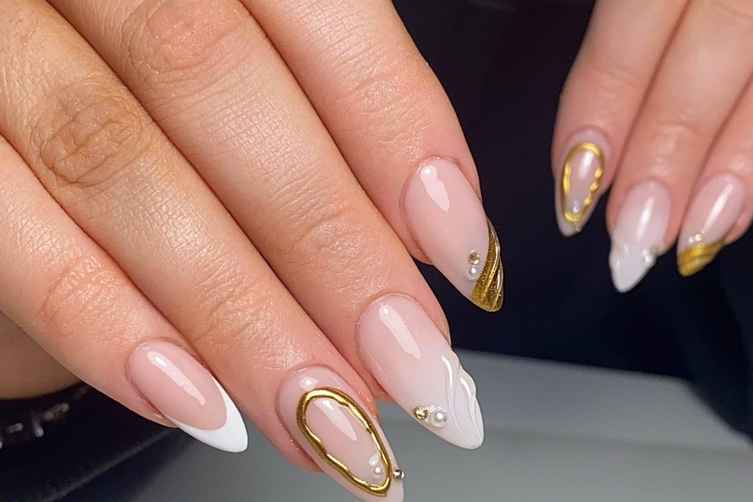 Blonde Nail Co., Paisley, Glasgow Area