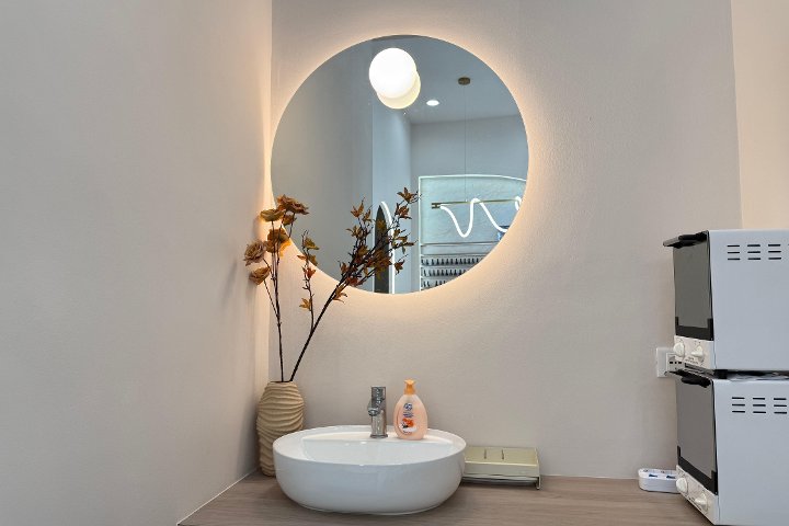 Molly Nail - Onglerie Verona - Photo de galerie - OneBooking