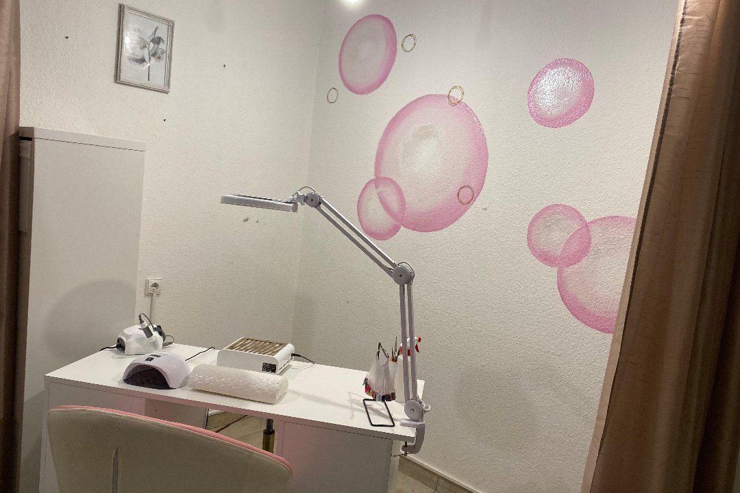 Manikiūro meistrė Gabija, Žardininkai, Klaipeda