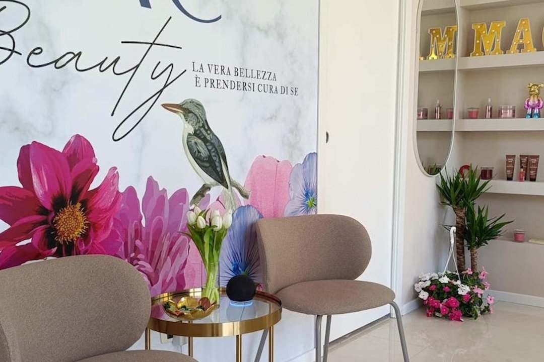 M.A.C Beauty, Salerno, Campania