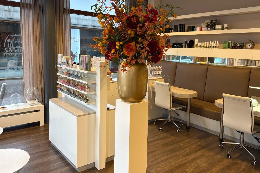 Salon Mooii, Tongelresestraat, Eindhoven