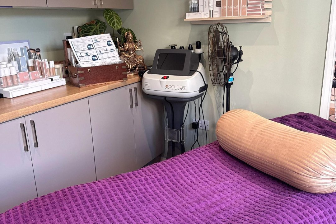 Beauty Guru Shop, Heaton Chapel, Stockport