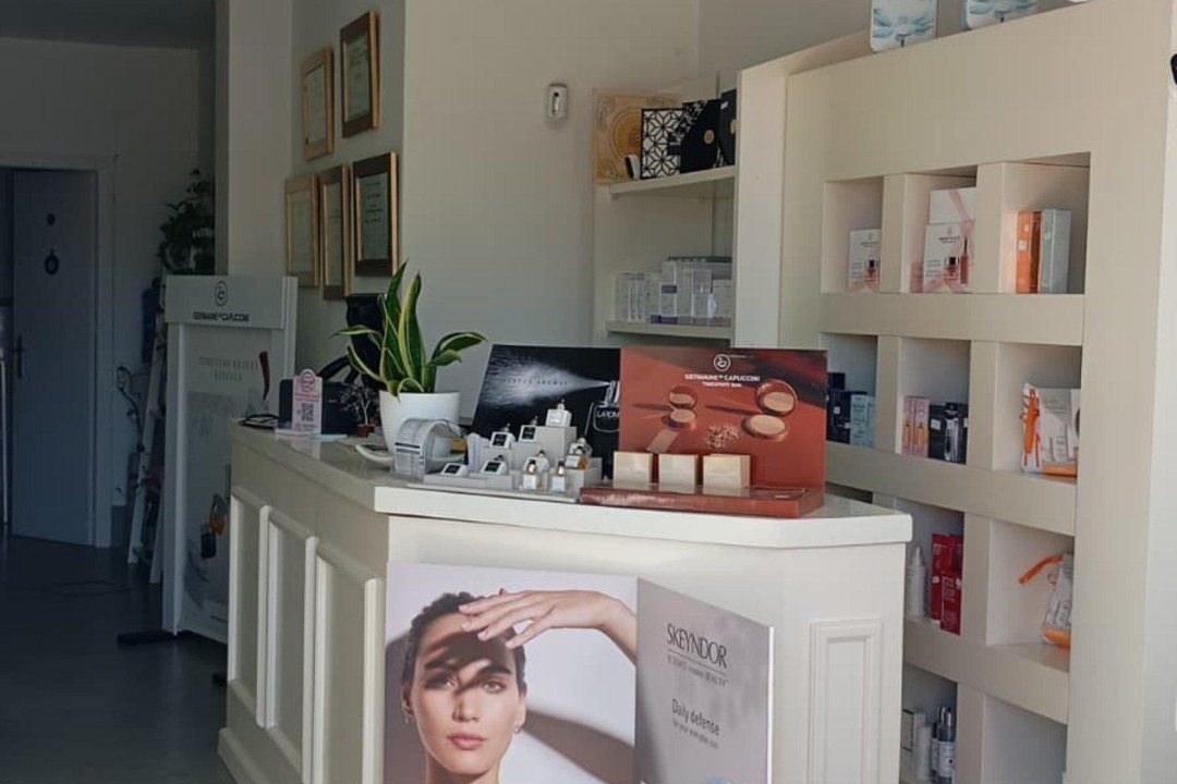 Estética Avanzada Paqui Pérez, Huelva