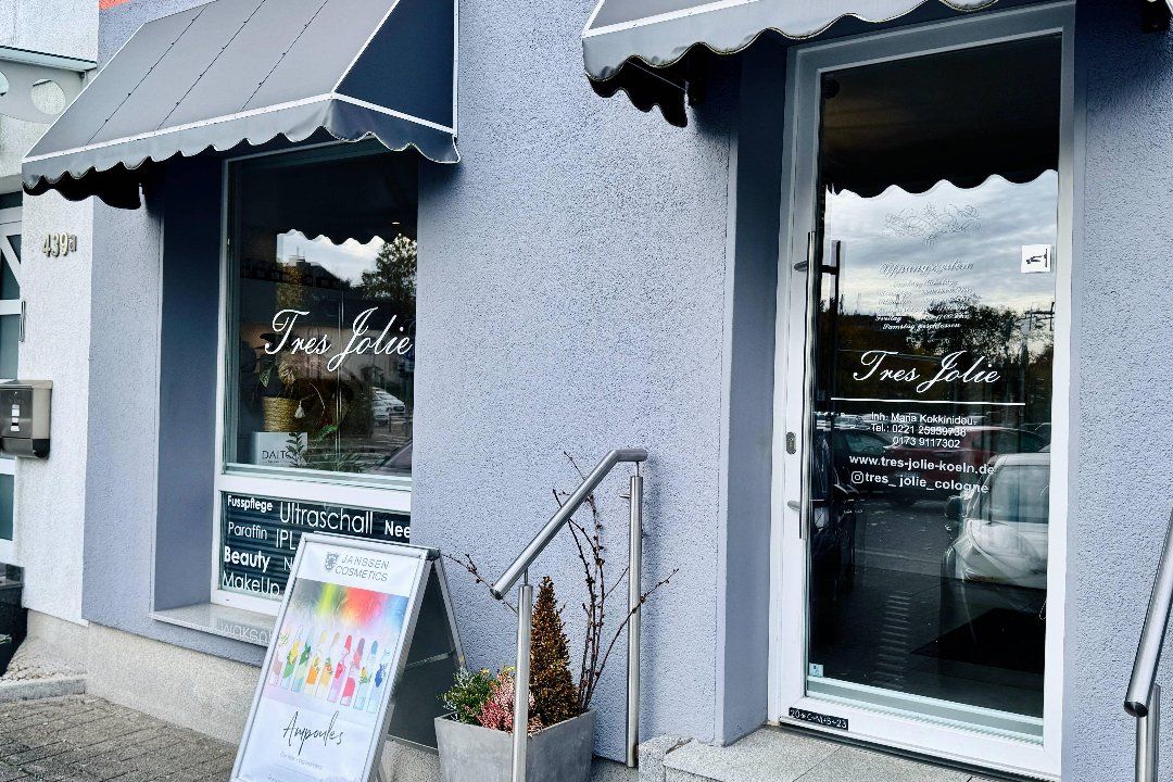 Kosmetikstudio Très Jolie, Merheim Mitte, Köln