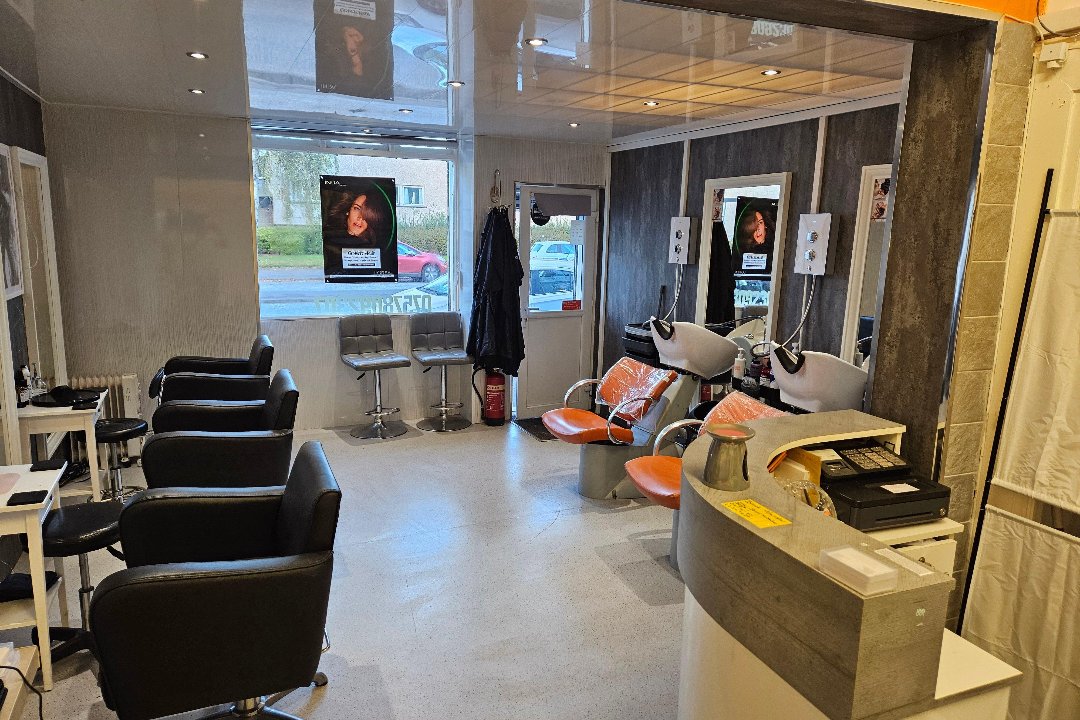 Studio 230, Meadowbank Shopping Park, Edinburgh