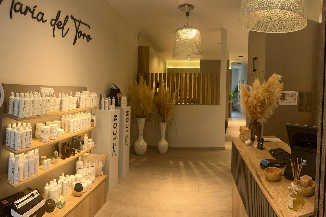 Salo del centre by María del Toro, Progrés, Badalona