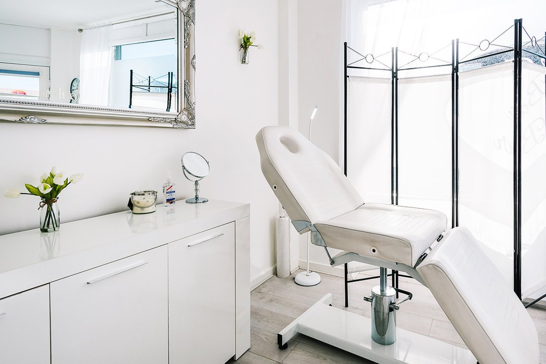 Nadiaesthetics & Beauty, Eccles, Salford