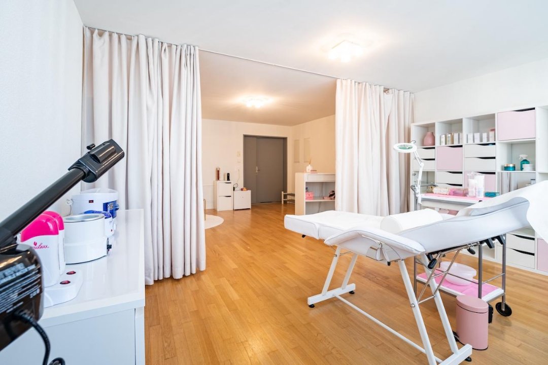 Qaja Beauty Lounge, Hohlstrasse, Zürich