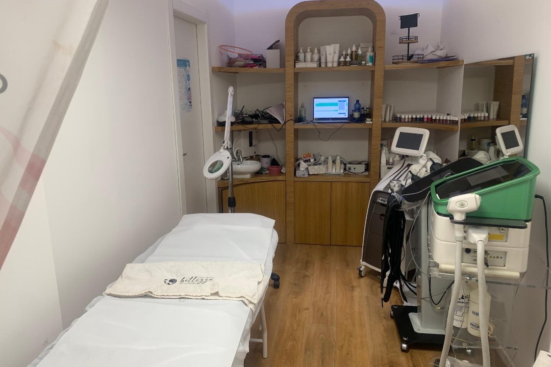 La Dea della Bellezza Emanuela Scarozza, Quartiere Africano, Roma